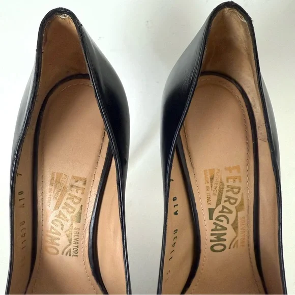 Salvatore Ferragamo Runa 100 Double Bow Leather Stiletto Heel Pointed Toe Pumps - Picture 10 of 14